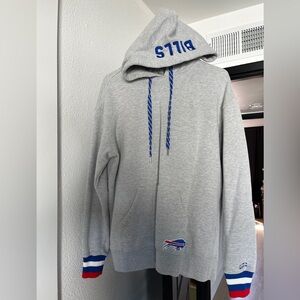 Wear by Erin Andrews Buffalo Bills sweatshirt